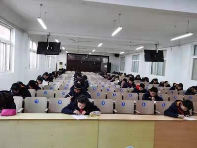 曙光小学部:五六年级组织英语阅读竞赛活动